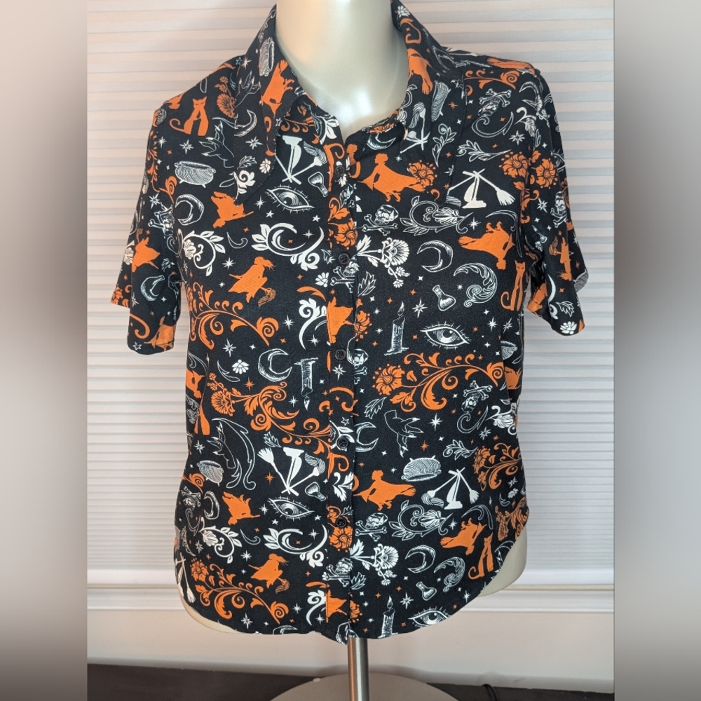 Her Universe Hocus Pocus Disney Button Down Blouse